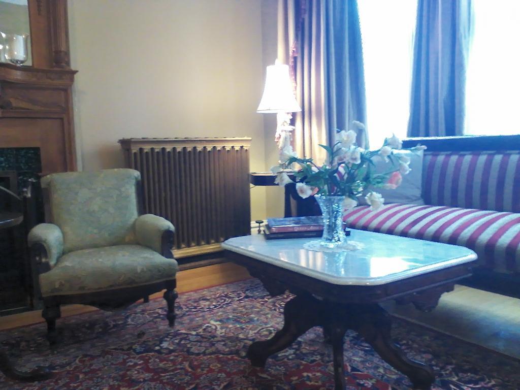 A Kingston Bed & Breakfast 외부 사진